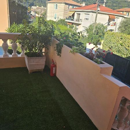Studio 1 A La Trinite Proche De Nice, Monaco Et L'Italie מראה חיצוני תמונה